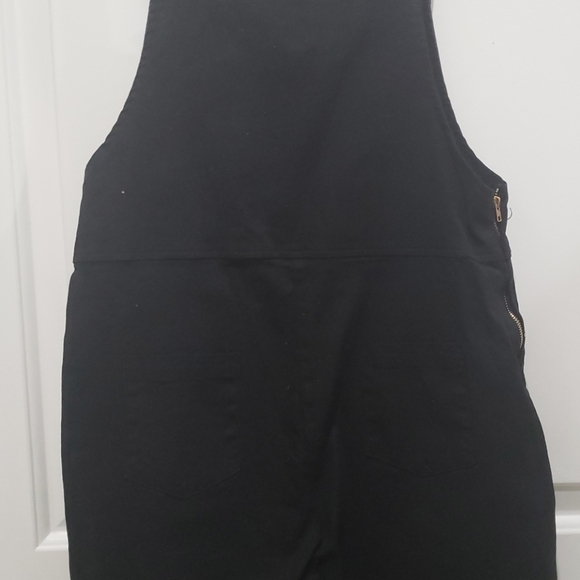 Black overalls jumpsuit - Picture 6 of 8